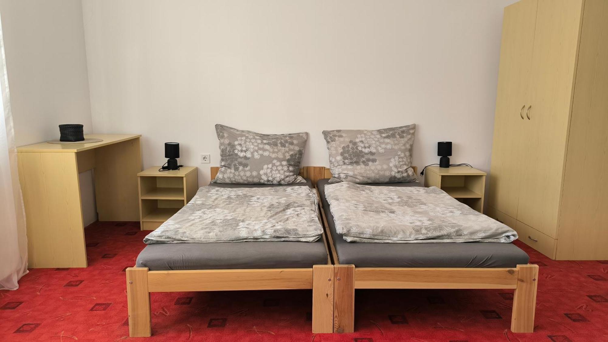 Oerveny Vendeghaz Hotel Tiszafüred Стая снимка